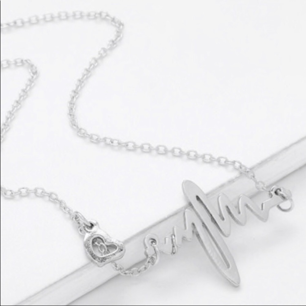 Silver ❤️beat Necklace